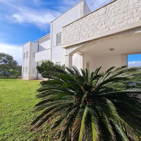 Apartament Mali San Trogir