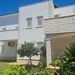 Mali San Apartment
