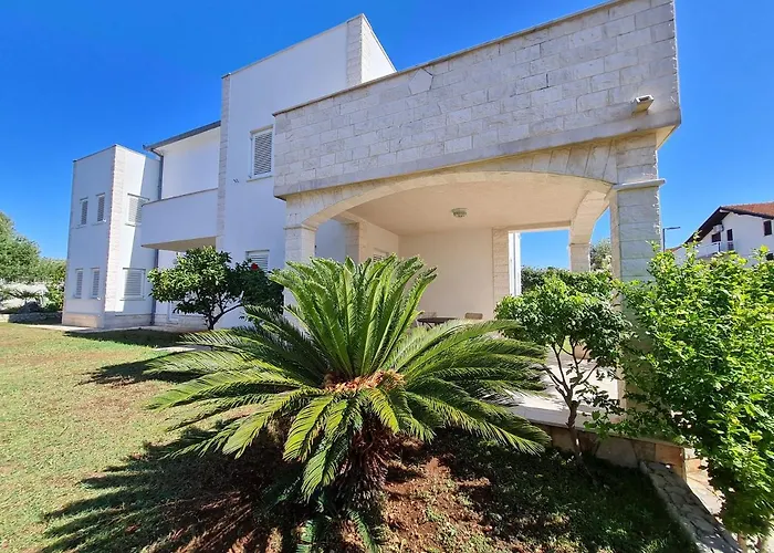 Appartement Mali San Trogir