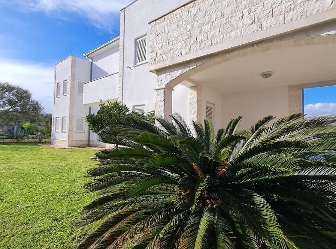 Appartement Mali San Trogir